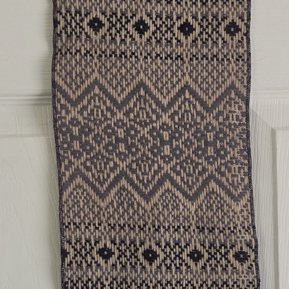 Vintage ✨️ Amana Woolen Mills Men\'s Wool Geometric Patterned Scarf